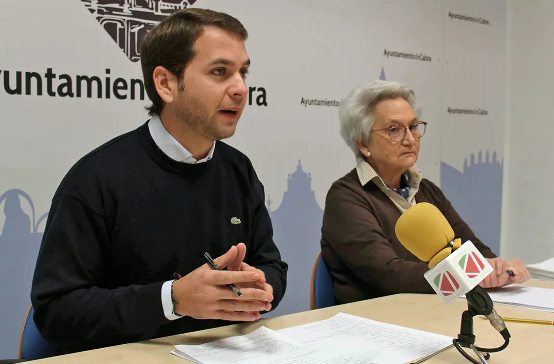 Priego y Pe&ntilde;a presentan el proyecto de presupuesto 2018 para el Ayuntamiento de Cabra (FOTO: cedida)