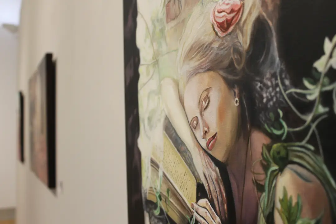 Una de las pinturas de Pepa Miranda, expuestas en Lucena (FOTO: cedida)