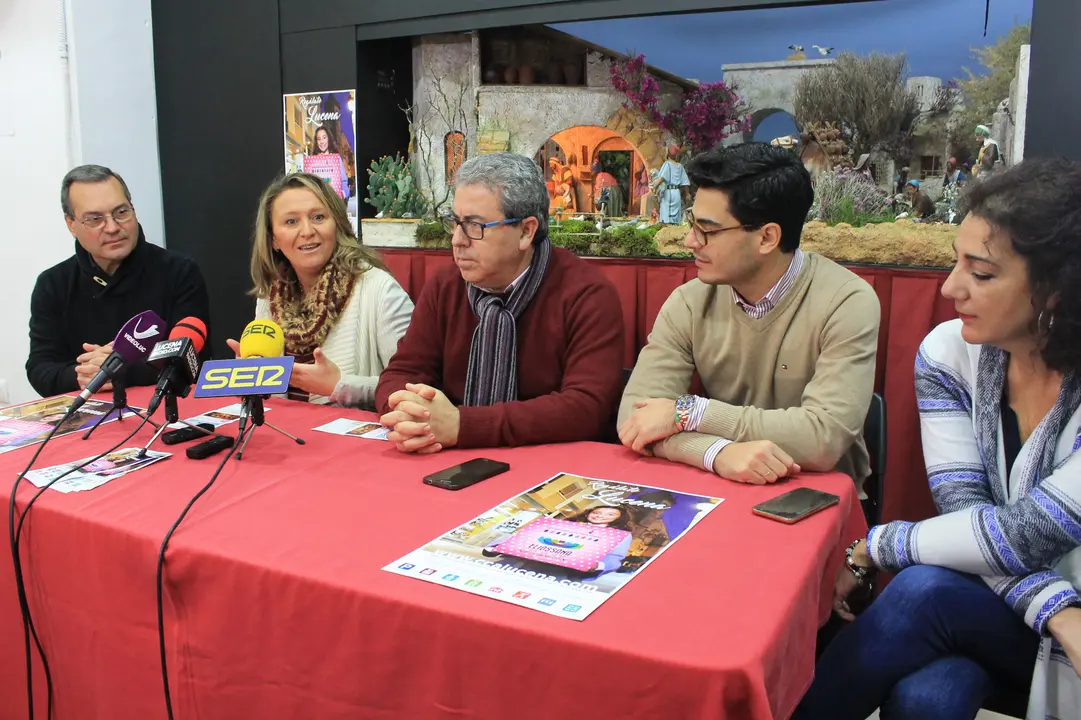 Morales y Rabasco, durante la presentación de la campaña del CCA de Lucena (FOTO: cedida)