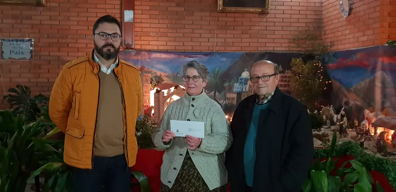 Entrega de distinci&oacute;n a las Hijas del Patrocinio de Mar&iacute;a [FOTO: cedida]