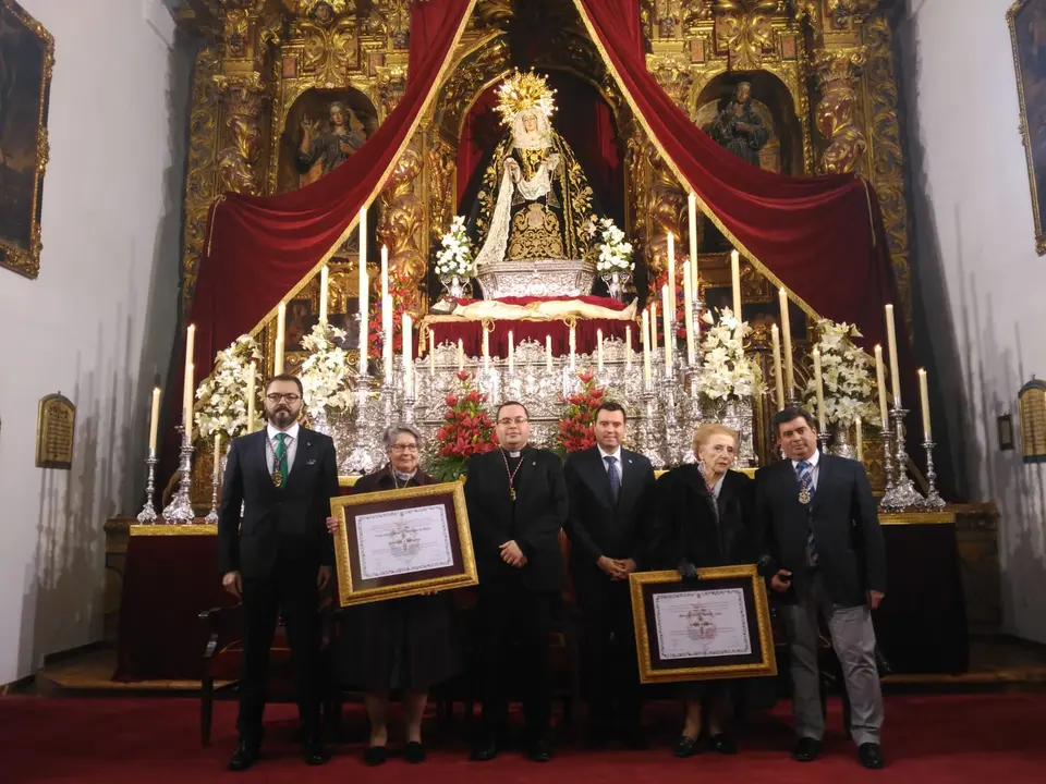 La Agrupaci&oacute;n de Cofrad&iacute;as de Priego entrega sus galardones anuales (FOTO: Laura Serrano)