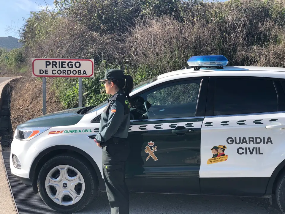 Actuaci&oacute;n de la Guardia Civil en Priego de C&oacute;rdoba (FOTO: Guardia Civil)