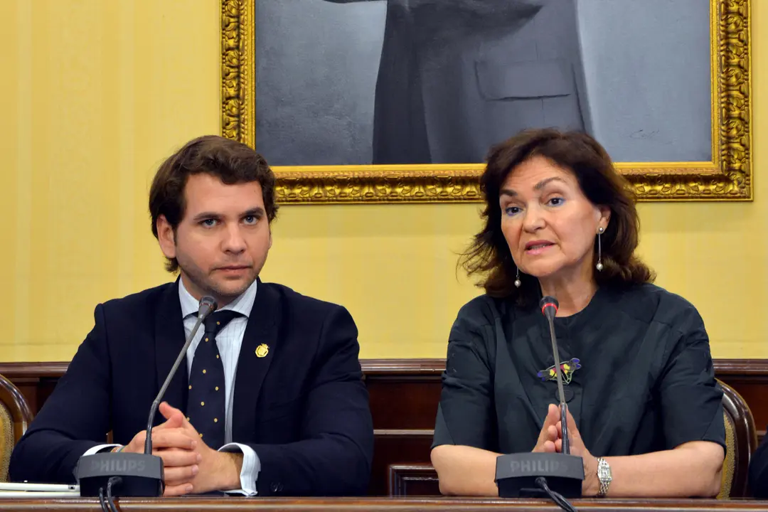 Visita institucional de Carmen Calvo al Ayuntamiento de Cabra (FOTO: Manuel Gonz&aacute;lez Dur&aacute;n)