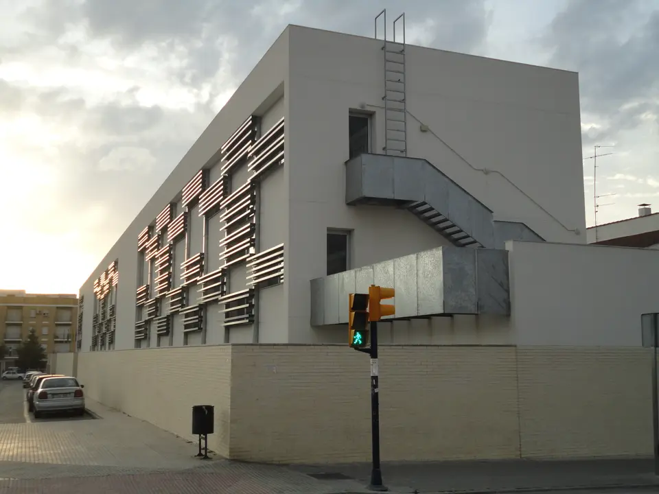 Instituto de Educaci&oacute;n Secundaria Juan de Ar&eacute;jula, de Lucena (FOTO: Lucena Empresas)
