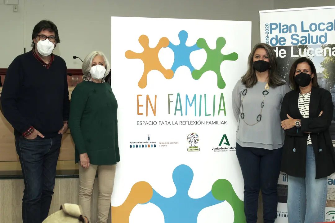 Presentaci&oacute;n del programa 'En Familia', en Lucena (FOTO: cedida)