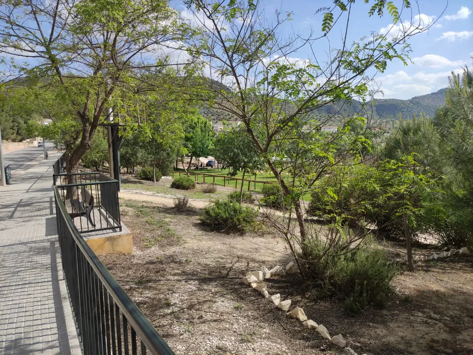 Ampliación jardines en Jauja en el entorno del río Genil (FOTO: cedida)