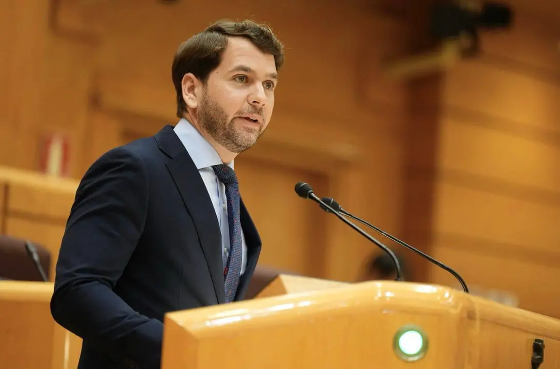 Fernando Priego interviene en la tribuna del Senado (FOTO: cedida)