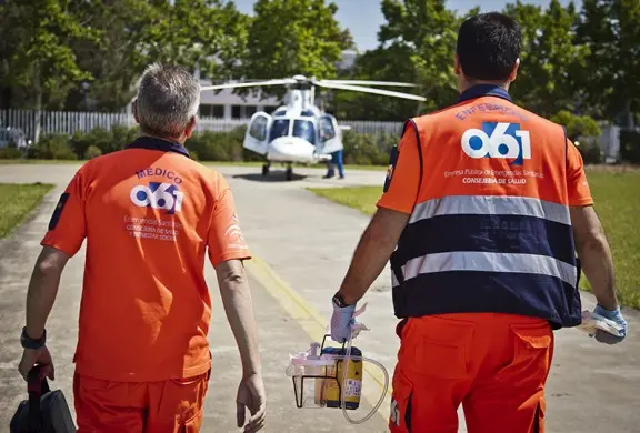 Profesionales del Centro de Emergencias Sanitarias 061 (FOTO: archivo)