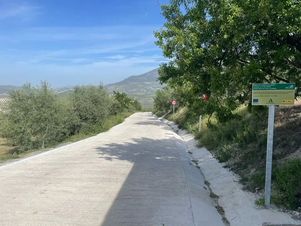 Camino rural de Lorite a La Celada, en Izn&aacute;jar (FOTO: cedida)