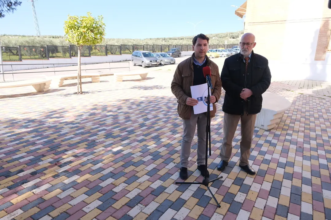 Obras PFEA en la Urbanizaci&oacute;n Pedro Garfias de Cabra (FOTO: cedida)