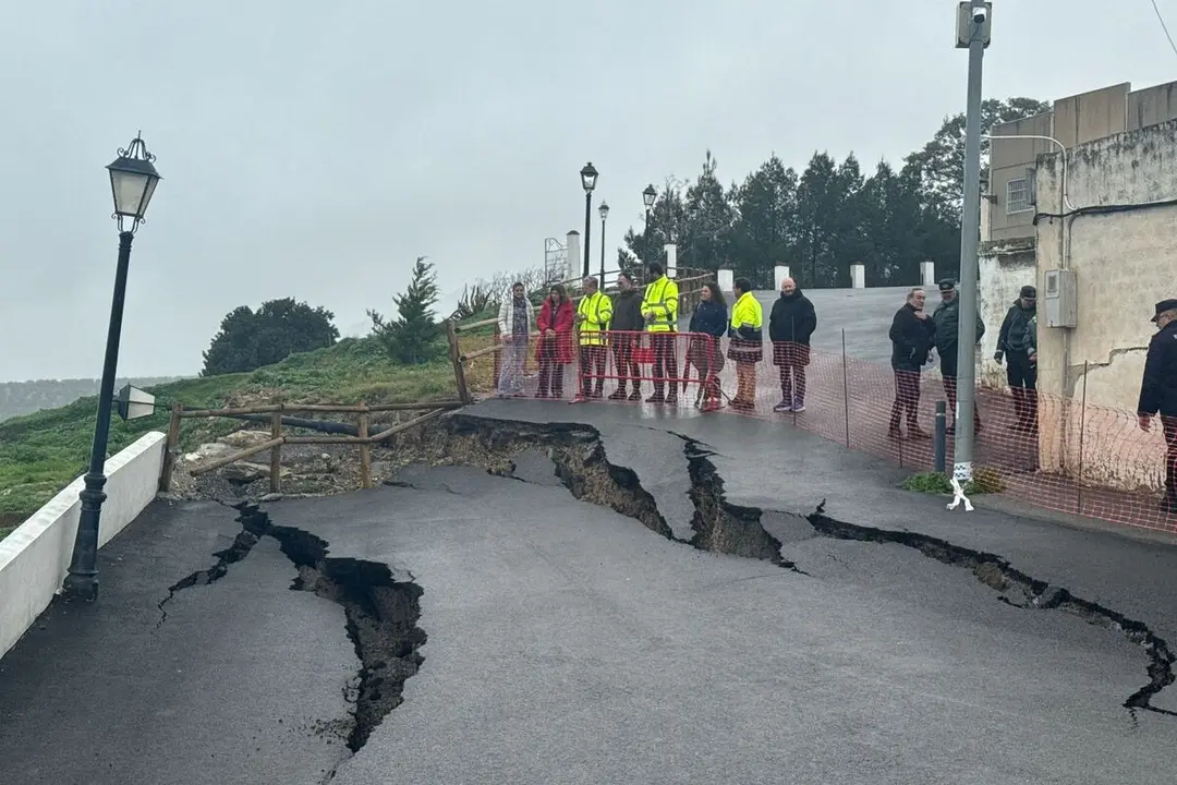 El temporal causa nuevos movimientos de terreno en La Griega de Benamej&iacute; (FOTO: cedida)