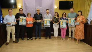 Presentación del reto solidario 'Corriendo por los niños', en Cabra (FOTO: cedida)
