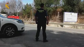Operativo de la Guardia Civil en Aguilar de la Frontera (FOTO: Guardia Civil)