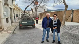 Comienzo de las obras PFEA en la calle Federico Garc&iacute;a Lorca de Fuente-T&oacute;jar (FOTO: cedida)