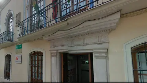 Sede del Patronato de Bienestar Social de Cabra (FOTO: archivo)