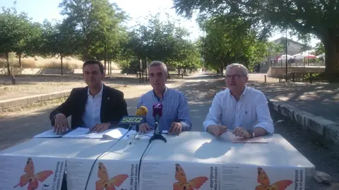 P&eacute;rez, esta ma&ntilde;ana, junto a ediles lucentinos en la comparecencia sobre los EDUSI (FOTO: cedida)