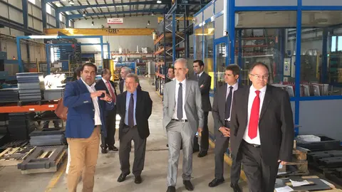 Visita a las instalaciones de la empresa lucentina Bronpi Calefacci&oacute;n (FOTO: cedida)