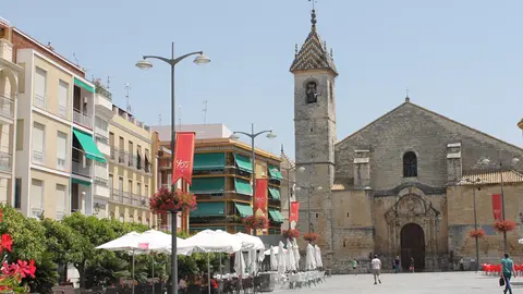 Terrazas en la Plaza Nueva de Lucena (FOTO: cedida)
