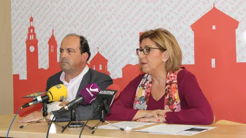 Huertas y Valverde comparecen ante los medios en Lucena (FOTO: cedida)