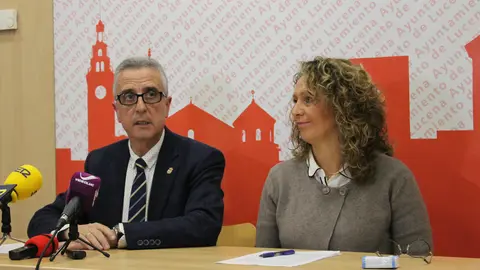 Juan P&eacute;rez y Mar Morales comparecen ante los medios (FOTO: cedida)