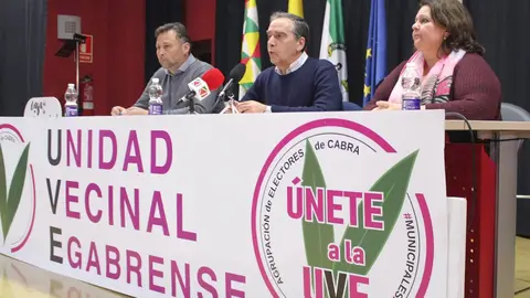 Presentaci&oacute;n de la Uni&oacute;n Vecinal Egabrense (FOTO: cedida)