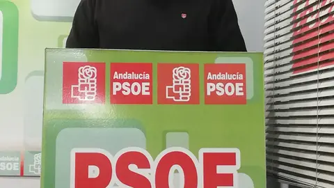 Caballero comparece ante la militancia que le ha elegido como candidato a las municipales (FOTO: cedida)
