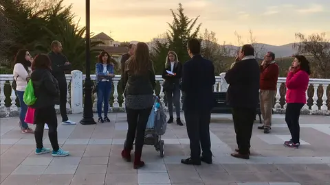 Encuentro de Ciudadanos Priego con los vecinos de &Aacute;ngel Carrillo (FOTO: cedida)