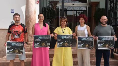 Presentaci&oacute;n de la I Carrera Popular Nocturna 'Tierra de nobles y bandoleros', en Benamej&iacute; (FOTO: cedida)