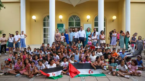 Recepción de los niños saharauis participantes en el programa 'Vacaciones en Paz' (FOTO: cedida)