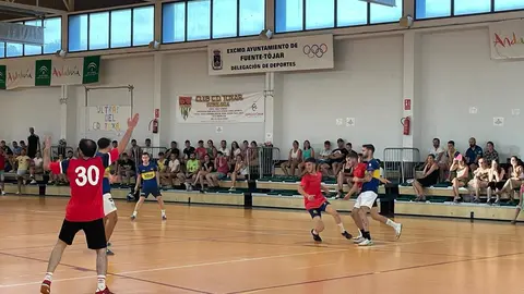 F&uacute;tbol sala en el Pabell&oacute;n Polideportivo de Fuente-T&oacute;jar (FOTO: archivo)