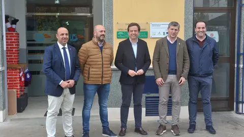 Visita a la residencia Jes&uacute;s Nazareno de Priego, ampliada con fondos del GDR Subb&eacute;tica (FOTO: cedida)