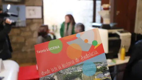 Presentaci&oacute;n de la tarjeta 'Lucena, donde late la historia' (FOTO: cedida)