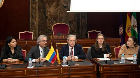 Visita institucional del embajador de Colombia en España a la Diputaci&oacute;n de C&oacute;rdoba (FOTO: cedida)