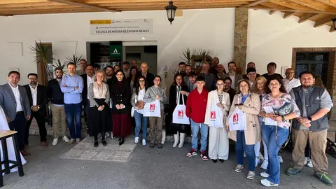 Entrega de los premios IIVA en la Escuela de la Madera del SAE en Encinas Reales (FOTO: cedida)