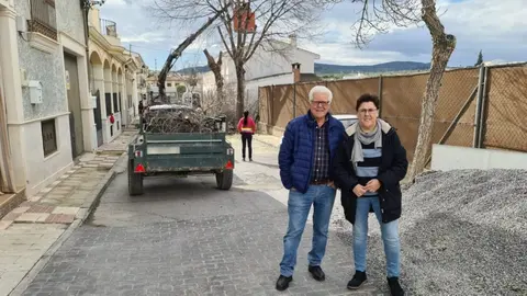 Comienzo de las obras PFEA en la calle Federico Garc&iacute;a Lorca de Fuente-T&oacute;jar (FOTO: cedida)