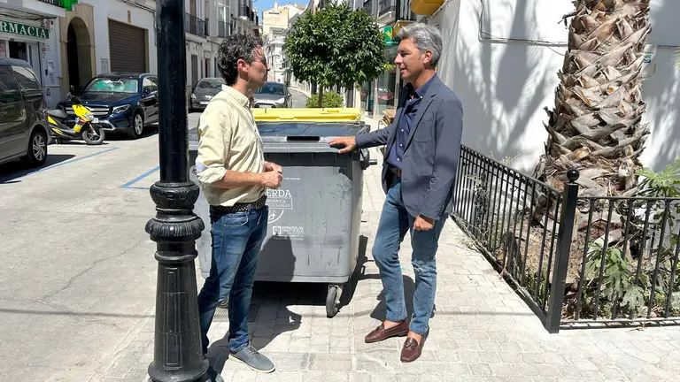 Andr&eacute;s Lorite visita Almedinilla (FOTO: cedida)